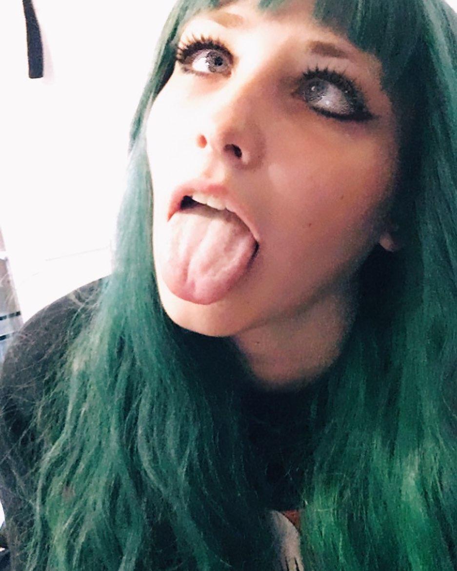 Ahegao face