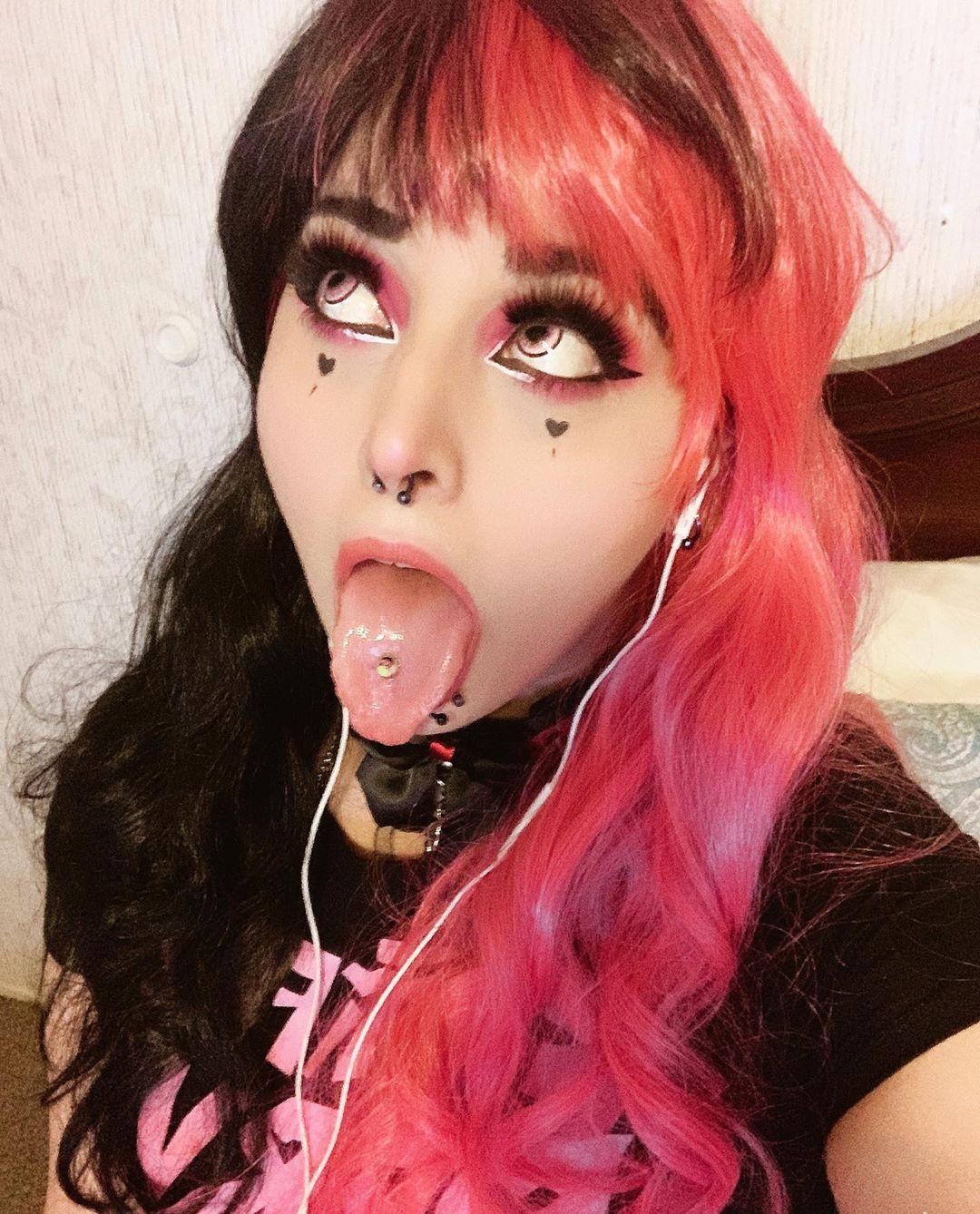 Ahegao face