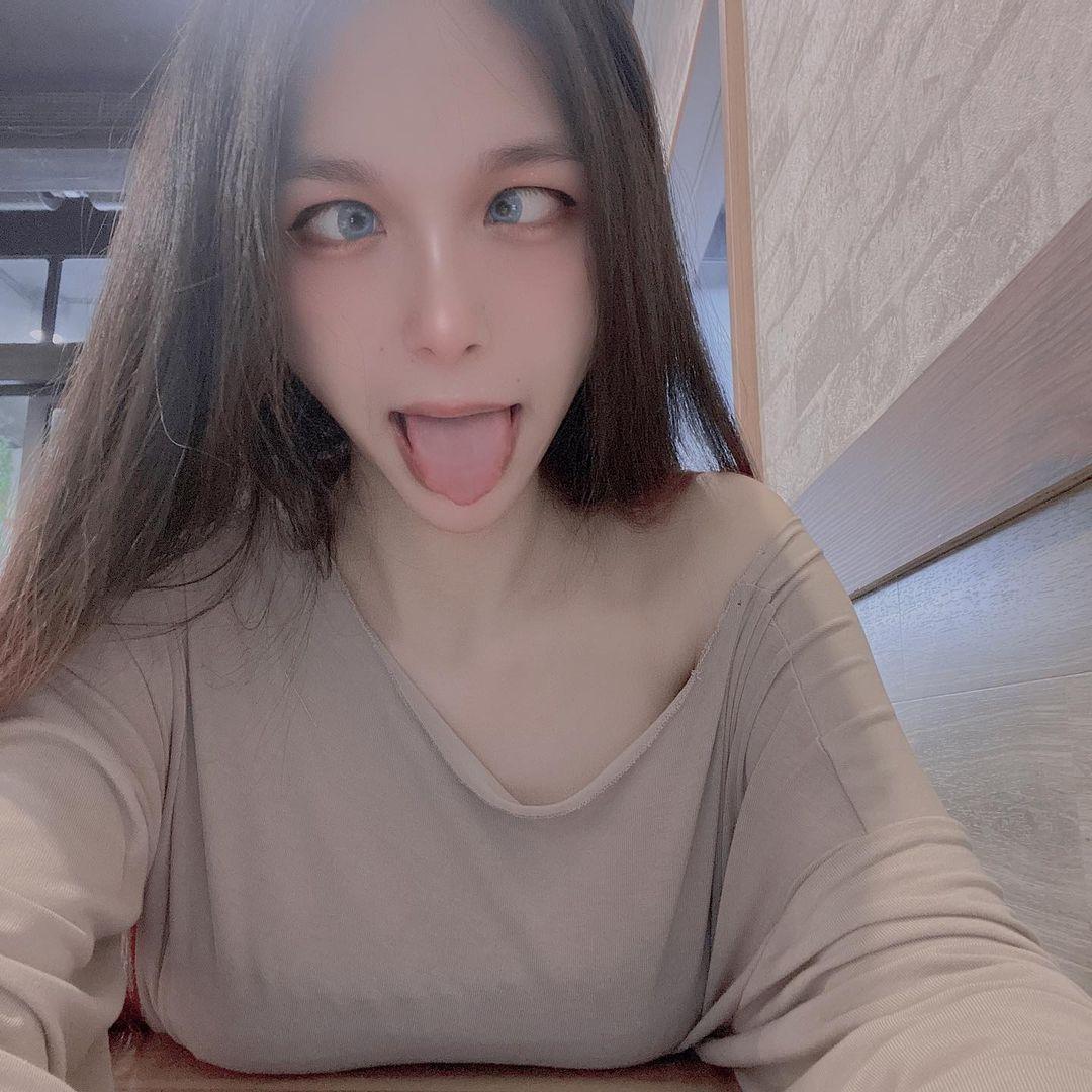 Ahegao face