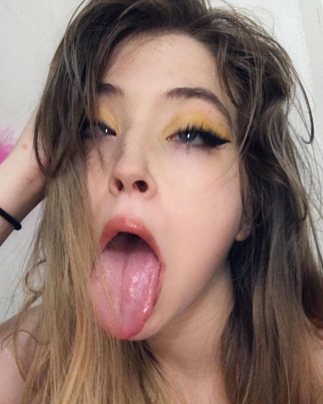 Ahegao face