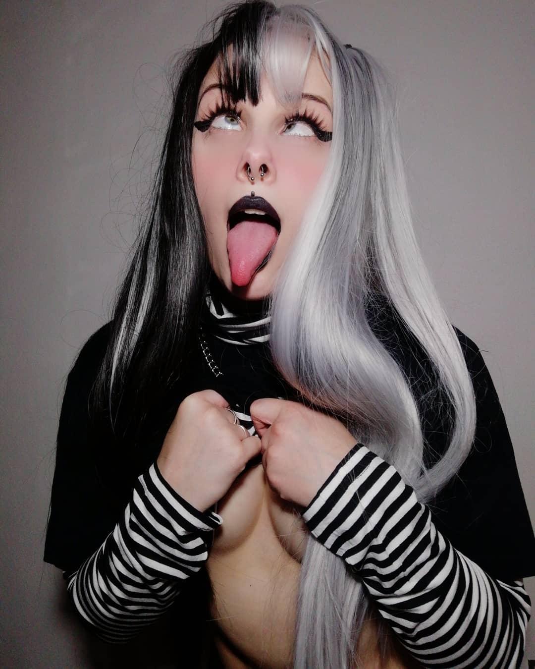 Ahegao face