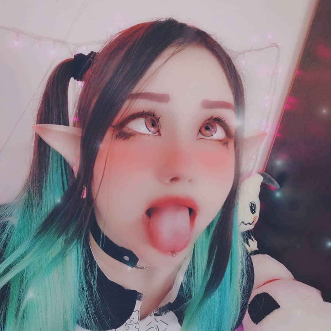 Ahegao face