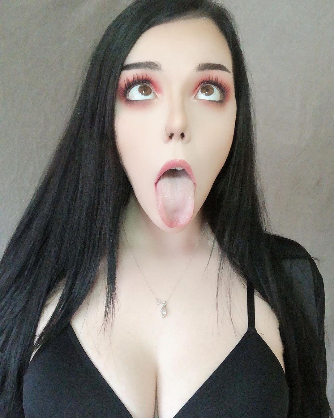 Ahegao face