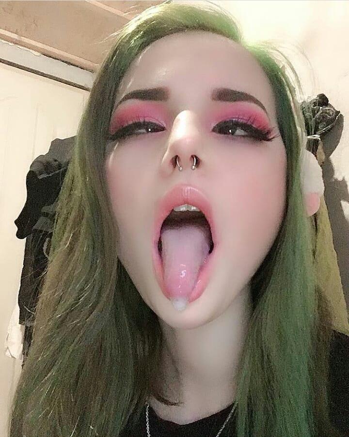 Ahegao face