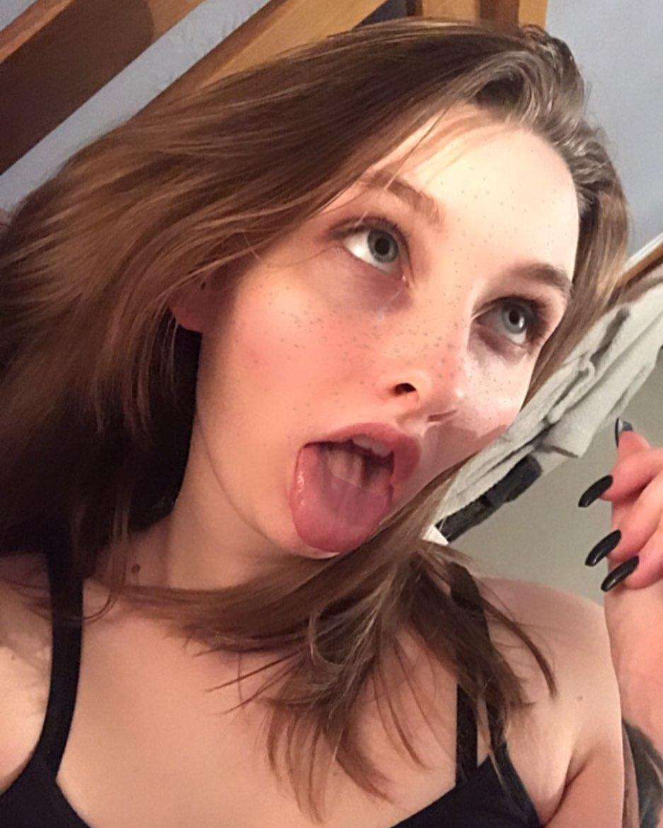 Ahegao face