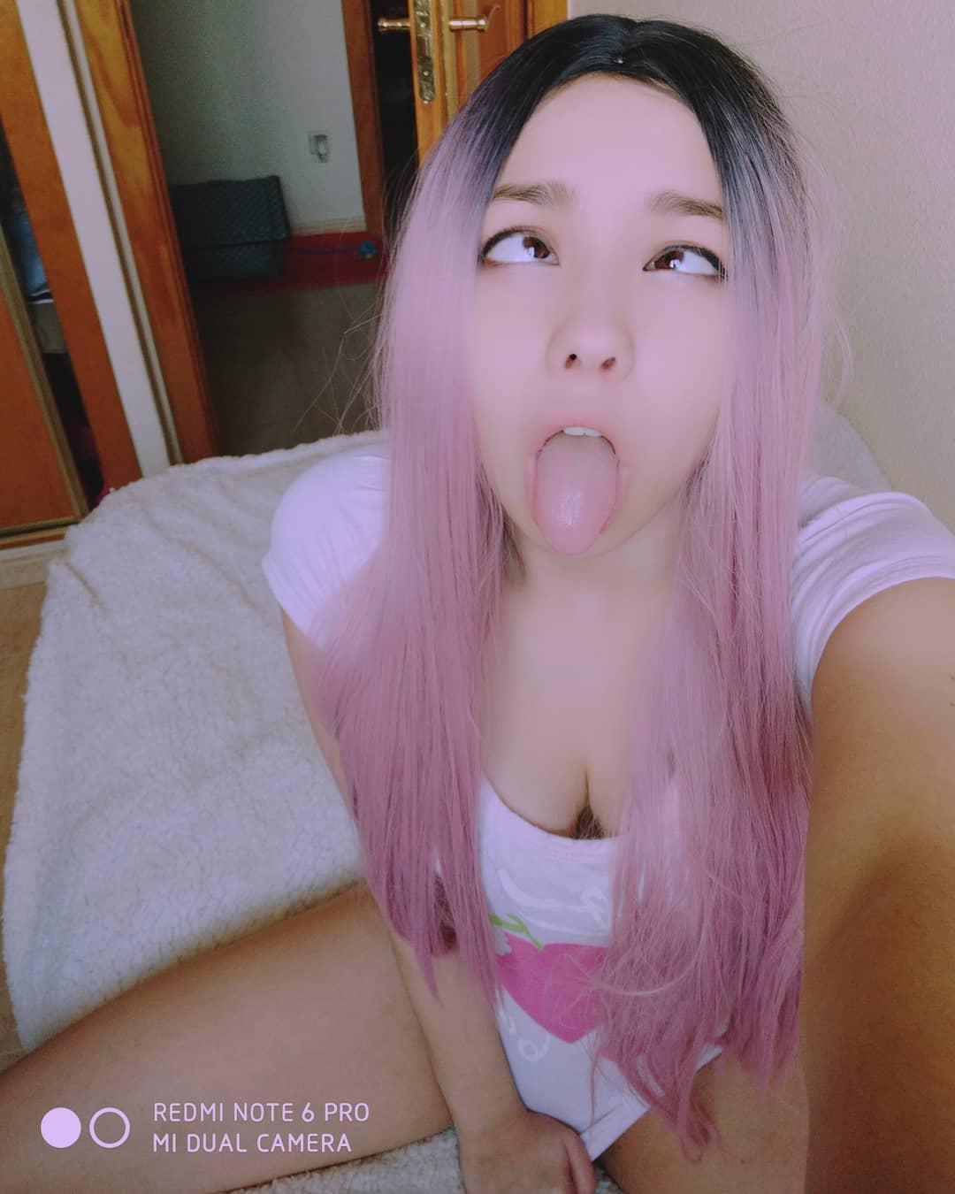 Ahegao face