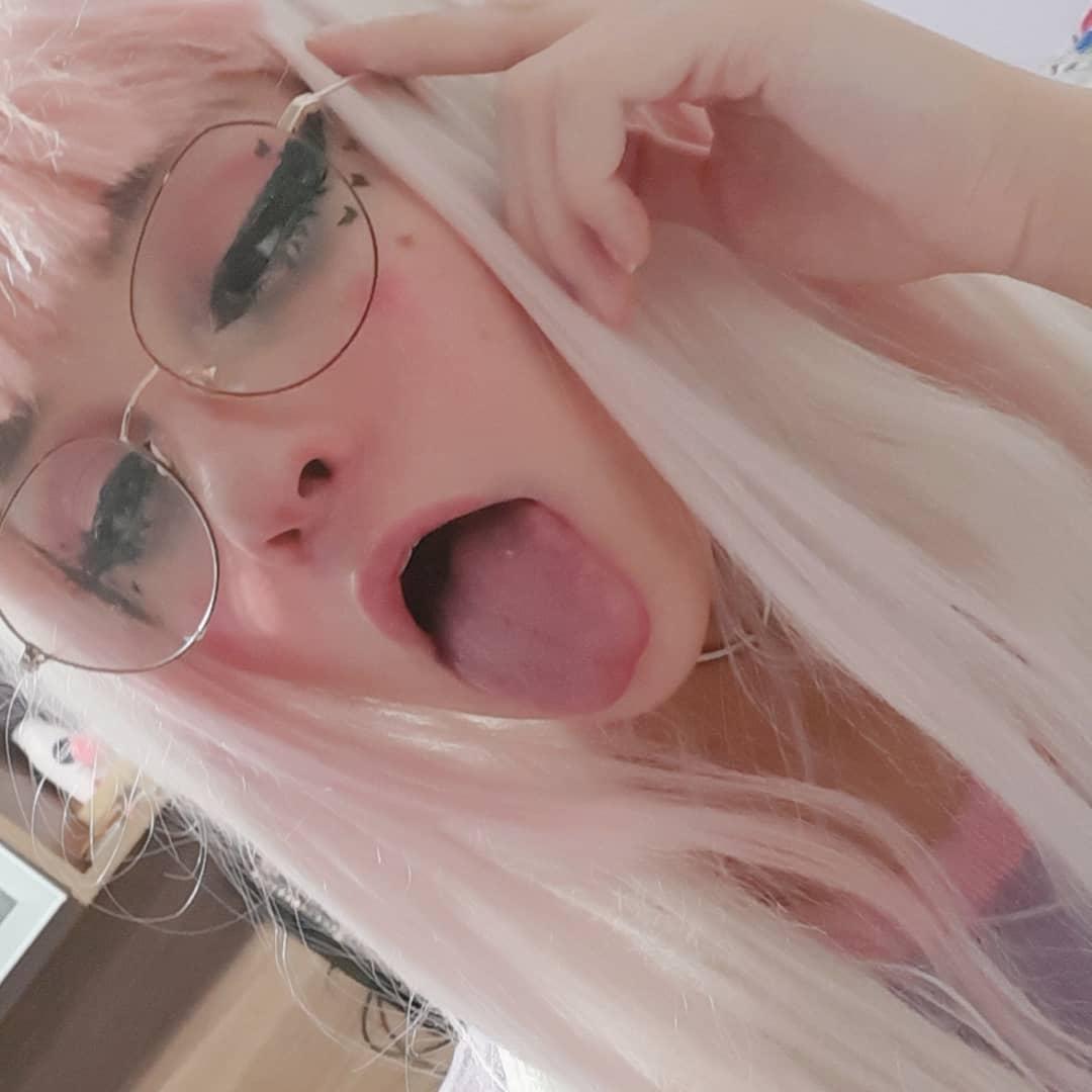 Ahegao face