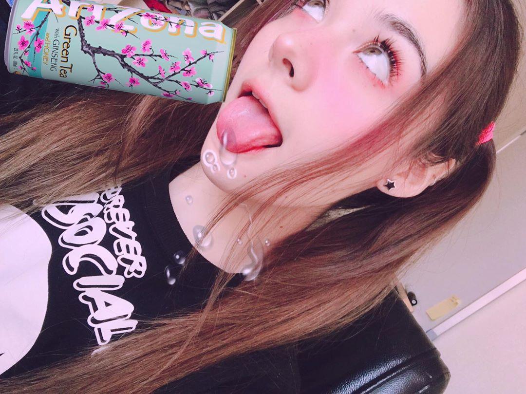 Ahegao face