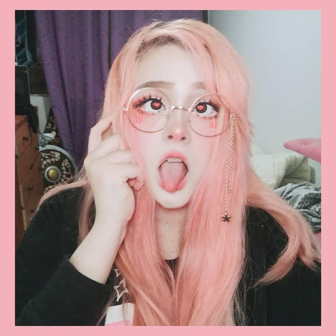 Ahegao face