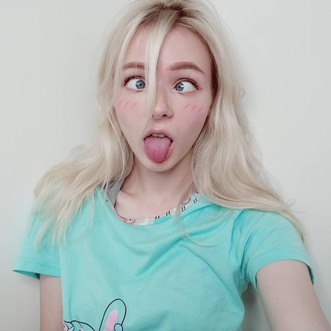 Ahegao face