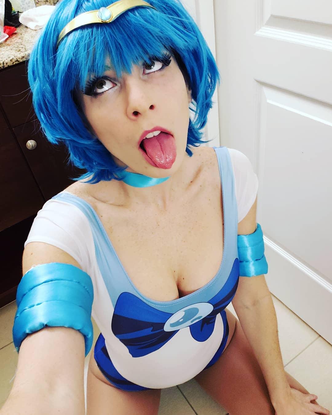 Ahegao face