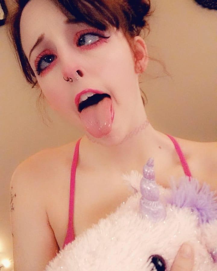 Ahegao face