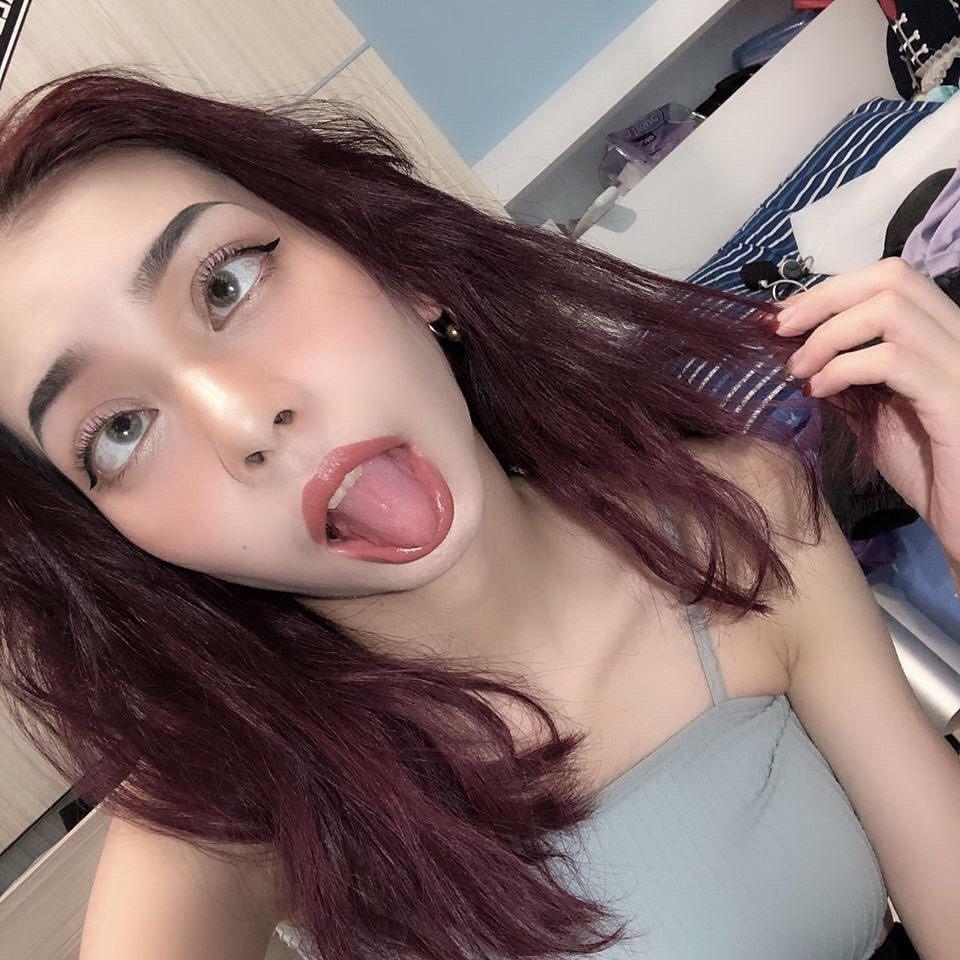 Ahegao face