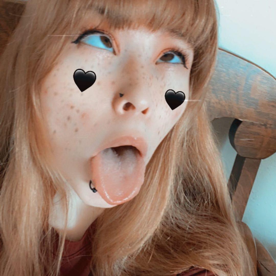 Ahegao face