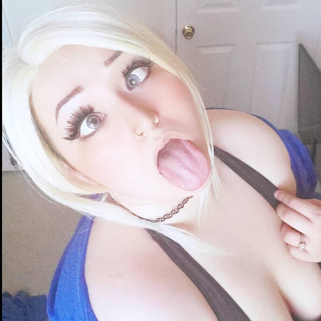 Ahegao face