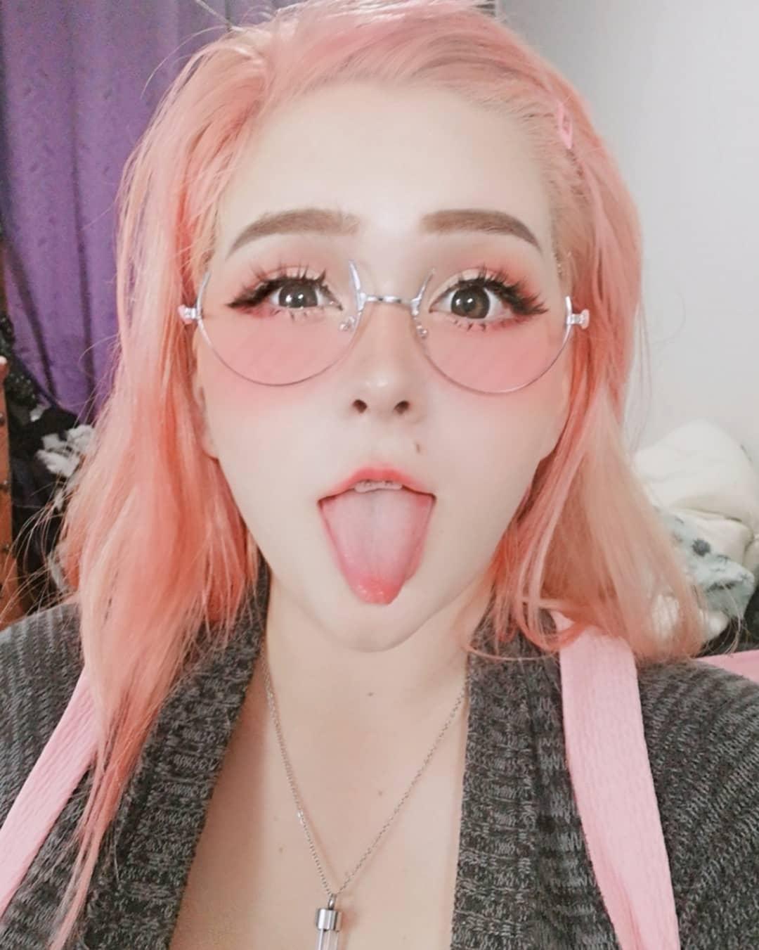 Ahegao face