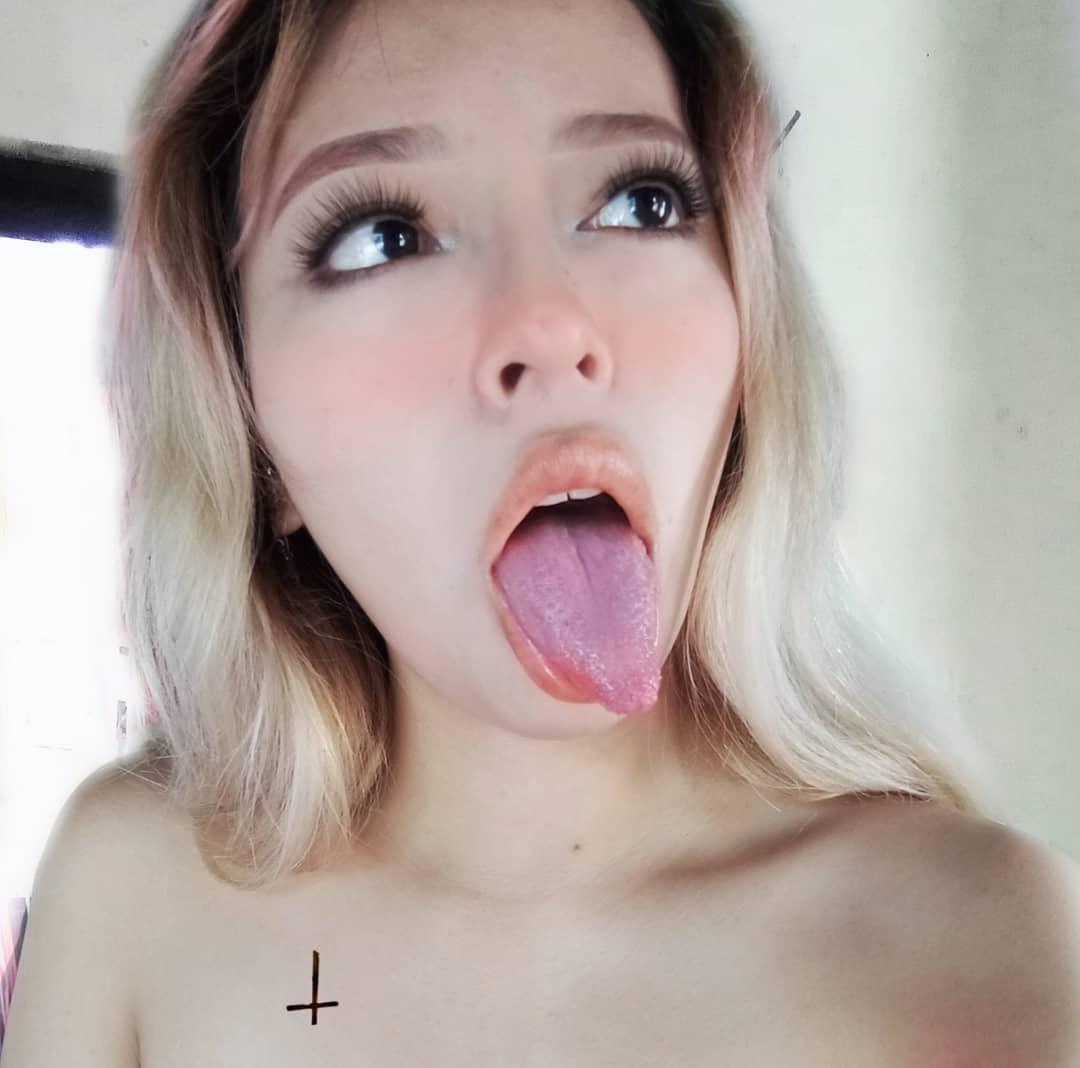 Ahegao face