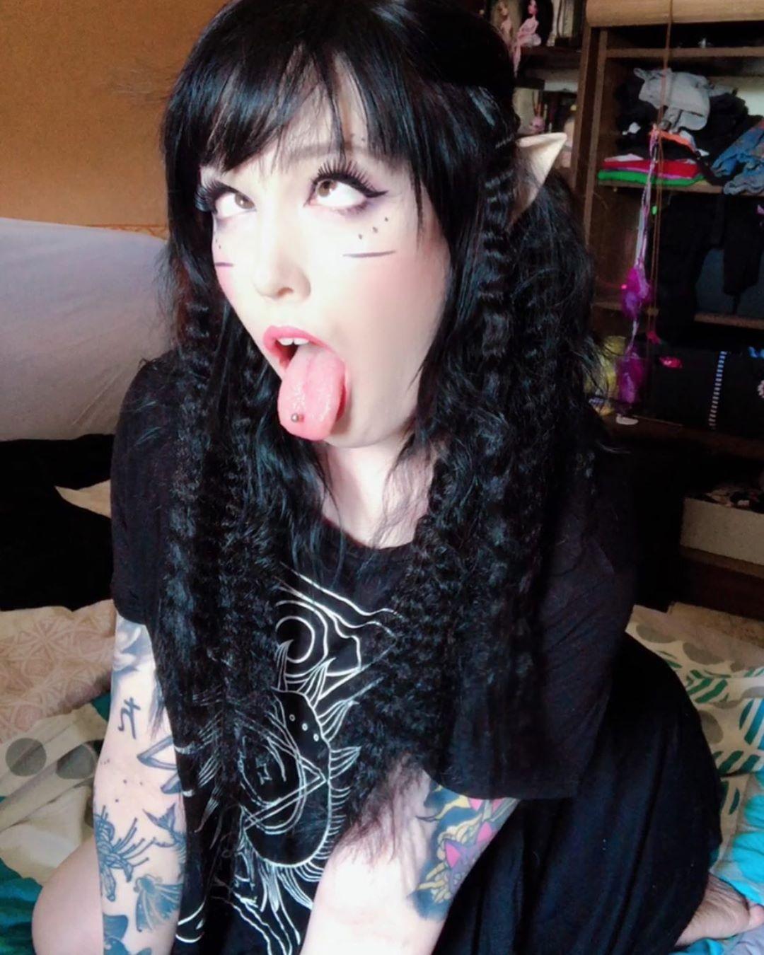 Ahegao face