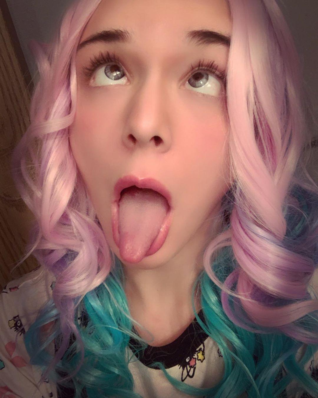 Ahegao face