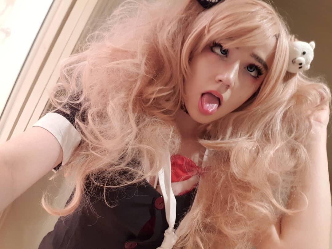 Ahegao face