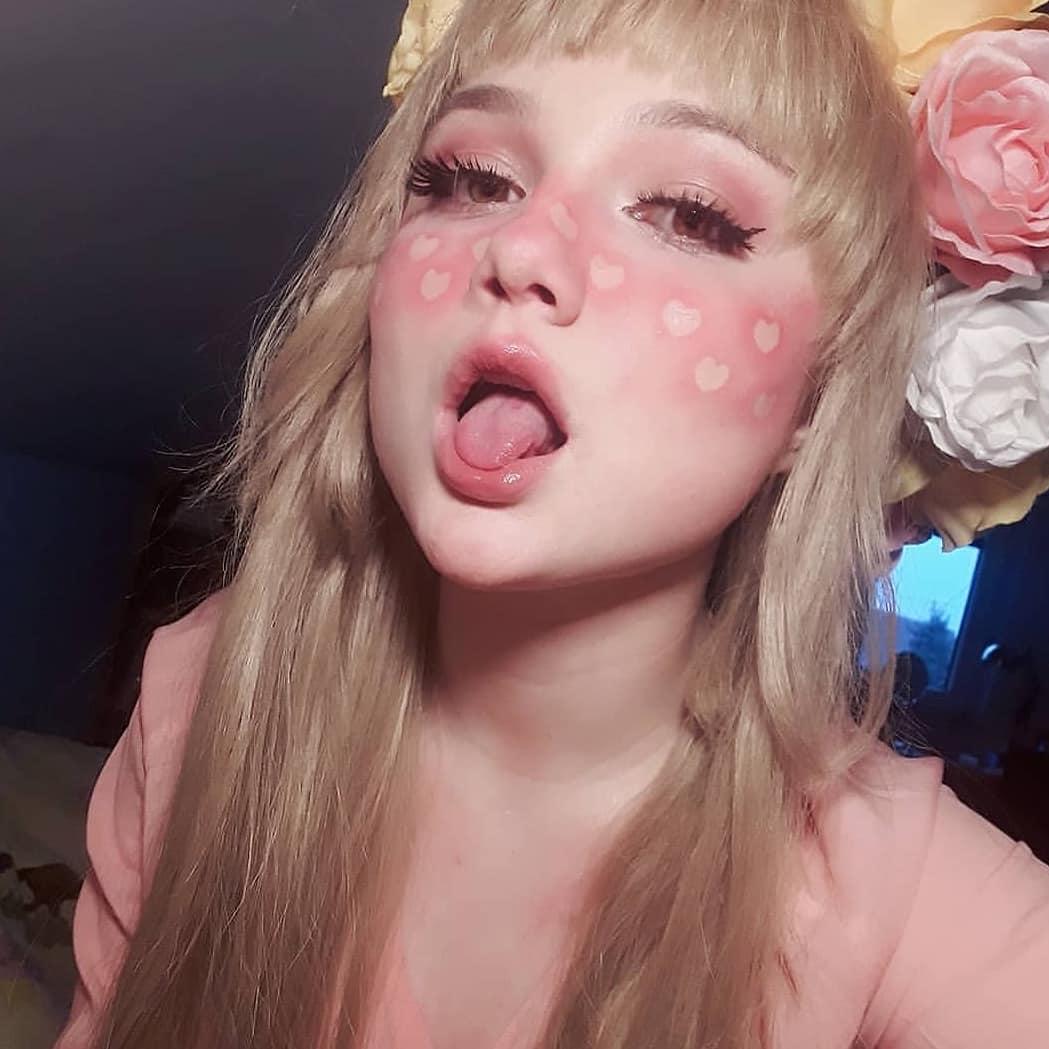 Ahegao face