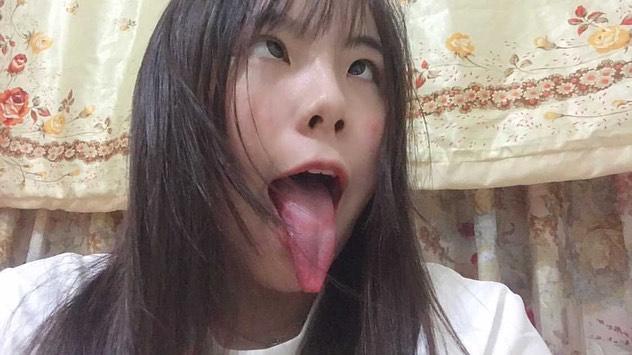 Ahegao face