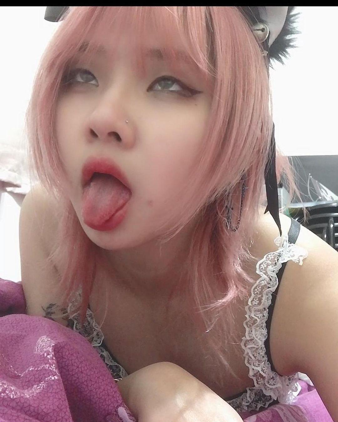 Ahegao face