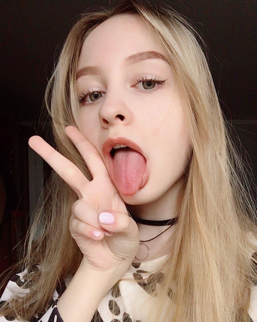 Ahegao face