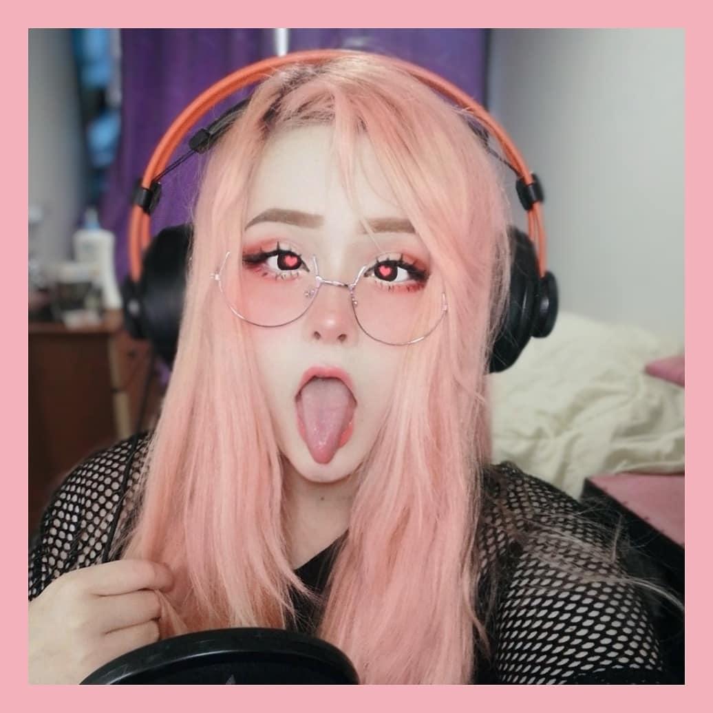 Ahegao face