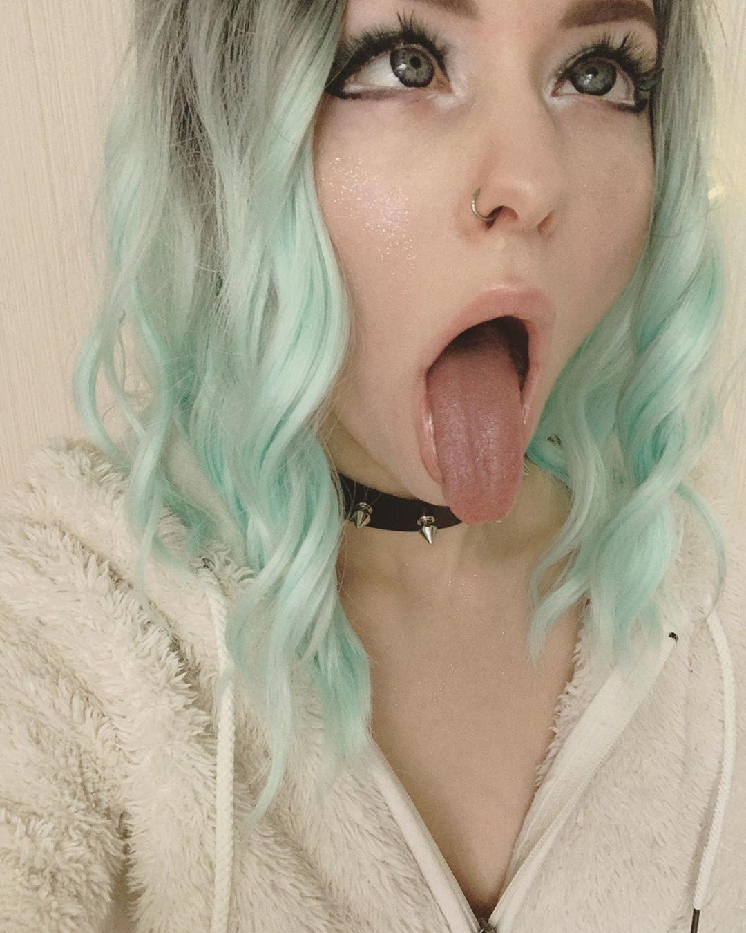 Ahegao face