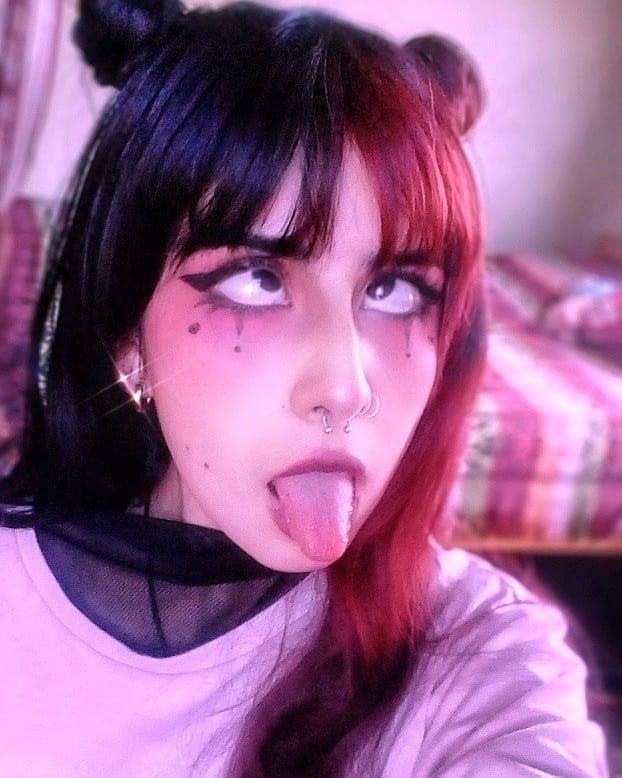 Ahegao face