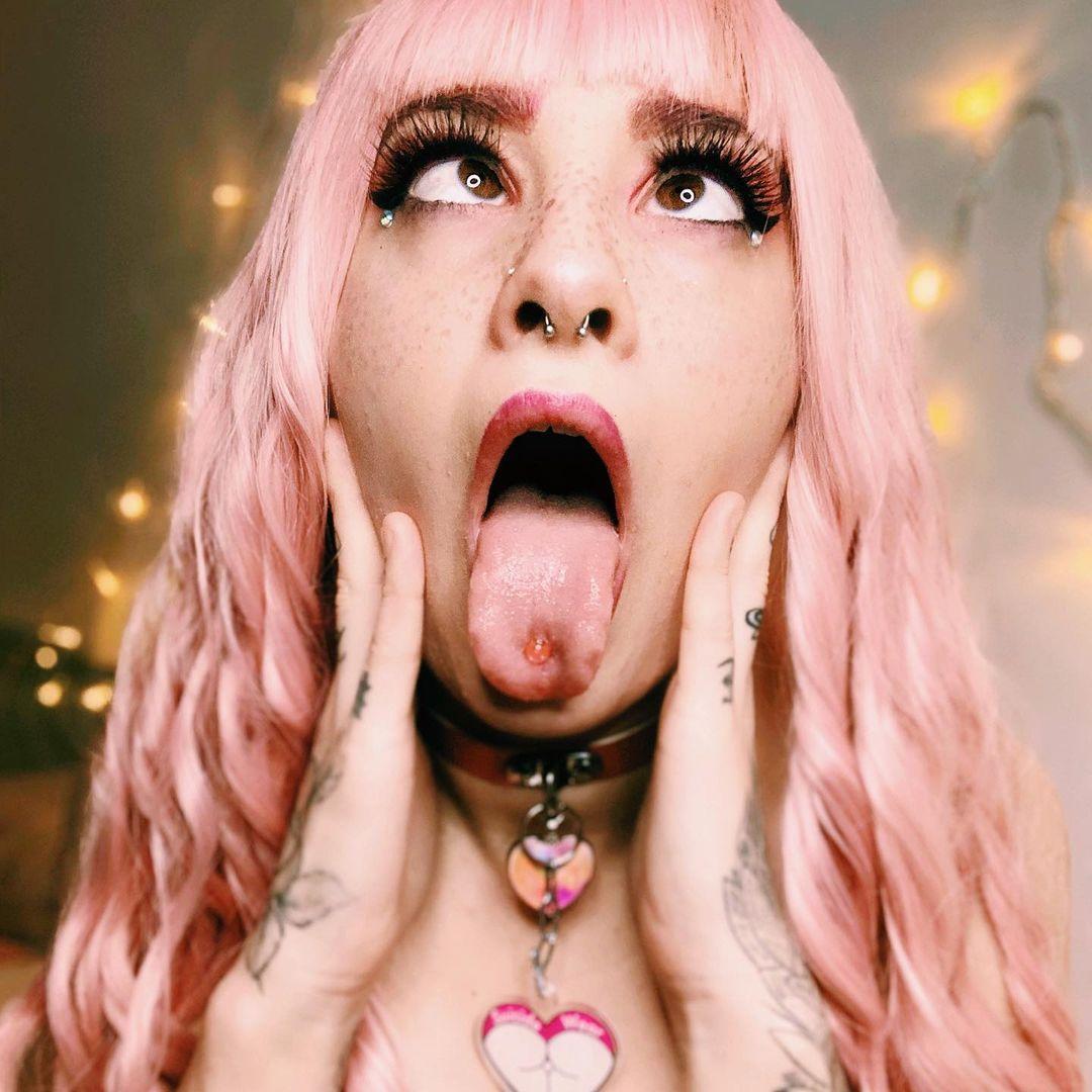 Ahegao face