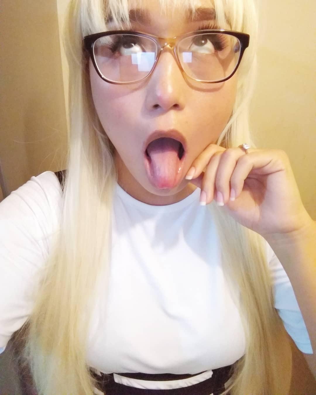 Ahegao face