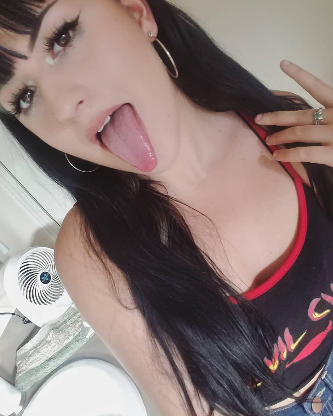 Ahegao face