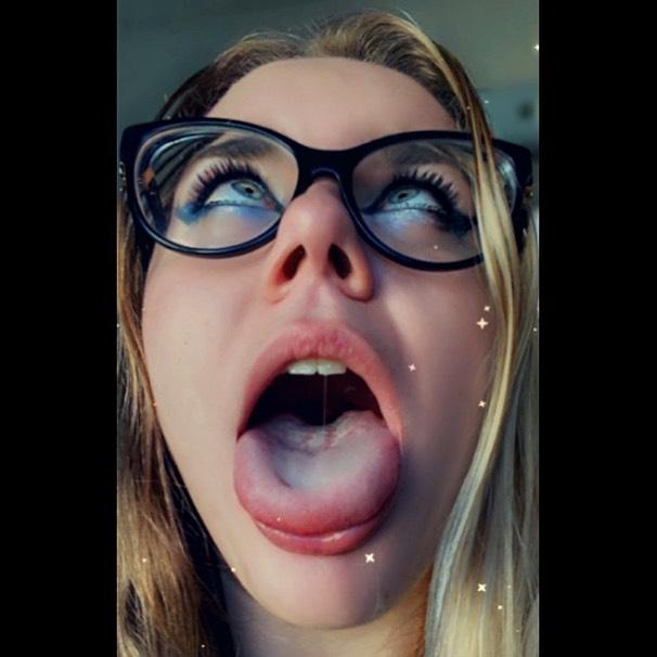 Ahegao face