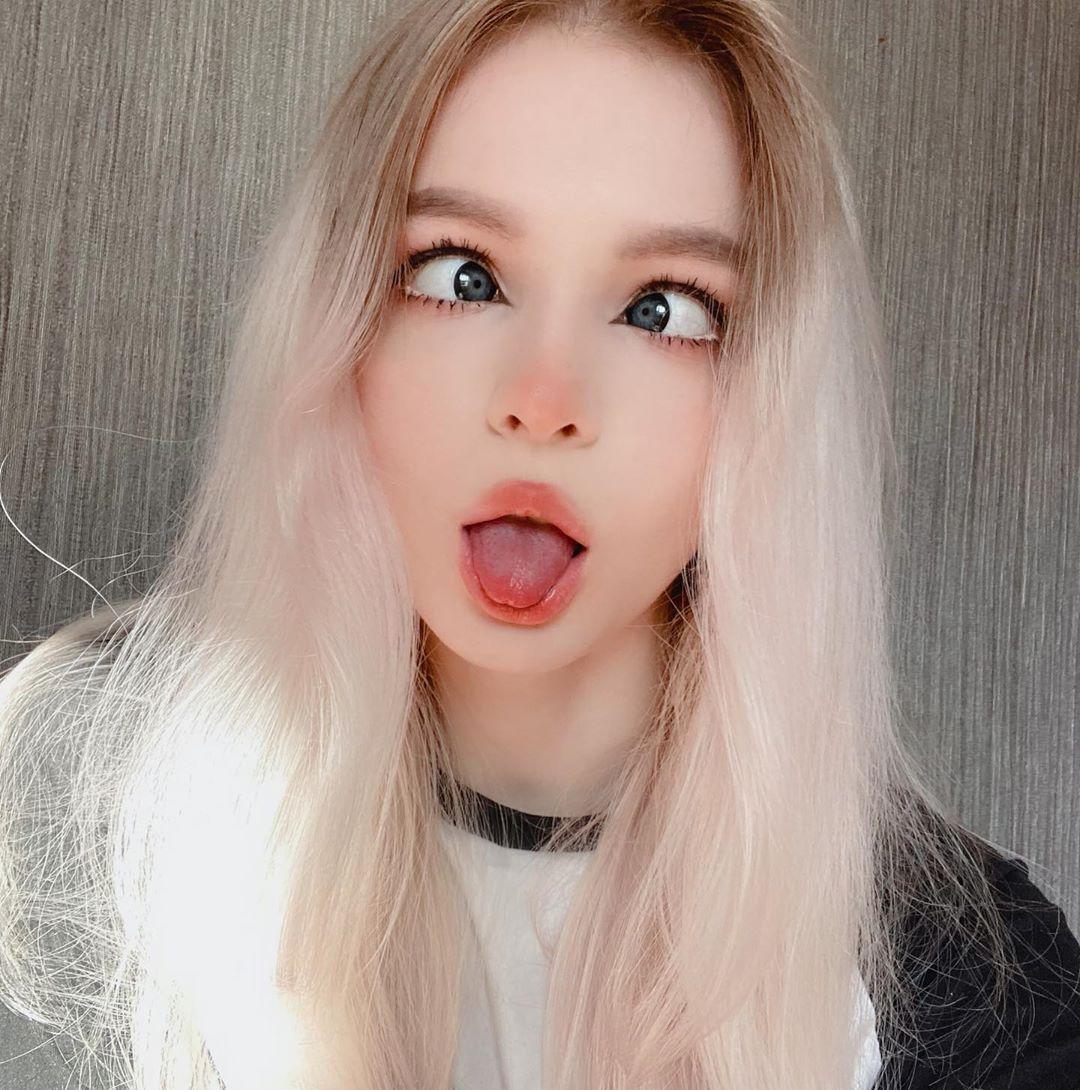 Ahegao face