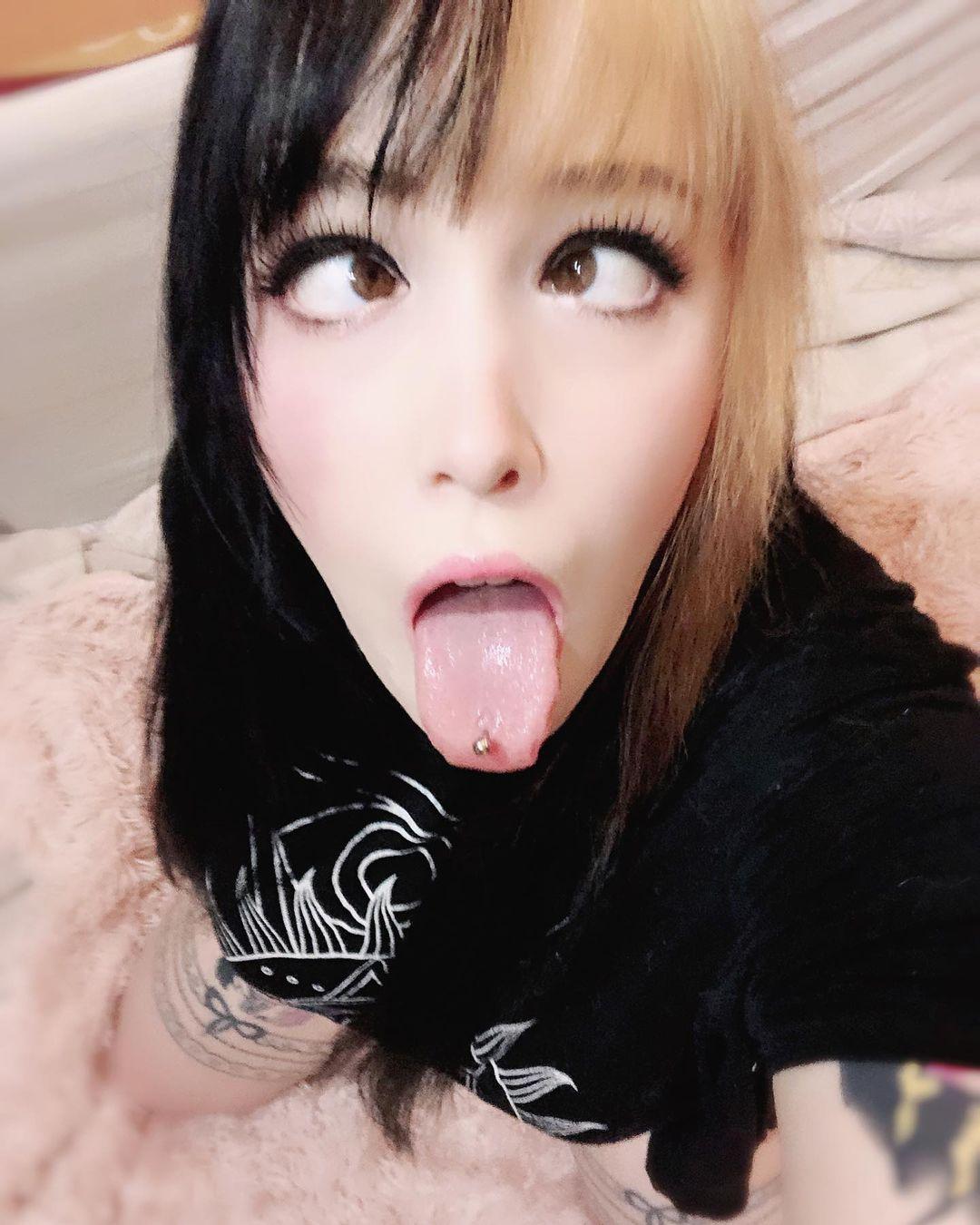 Ahegao face