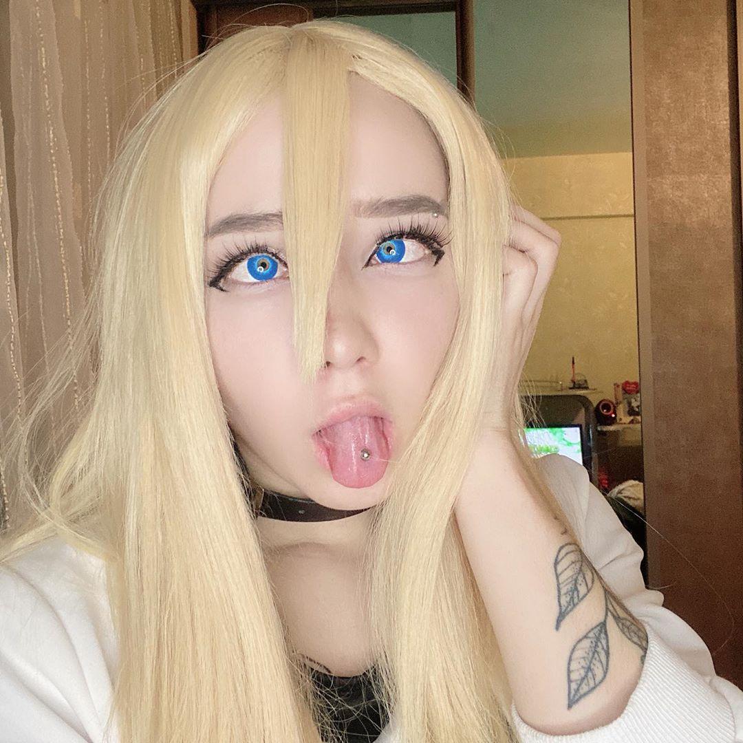 Ahegao face