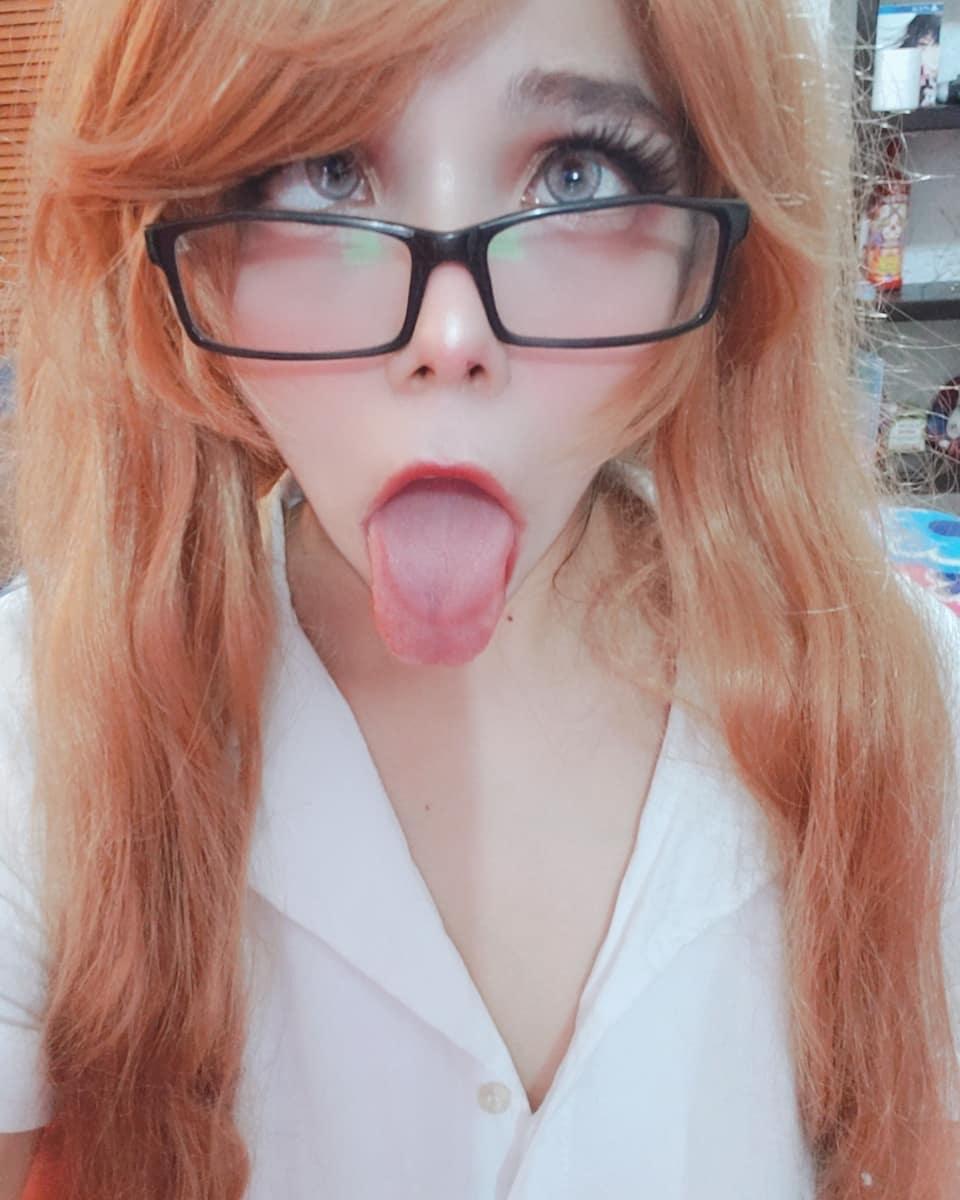 Ahegao face