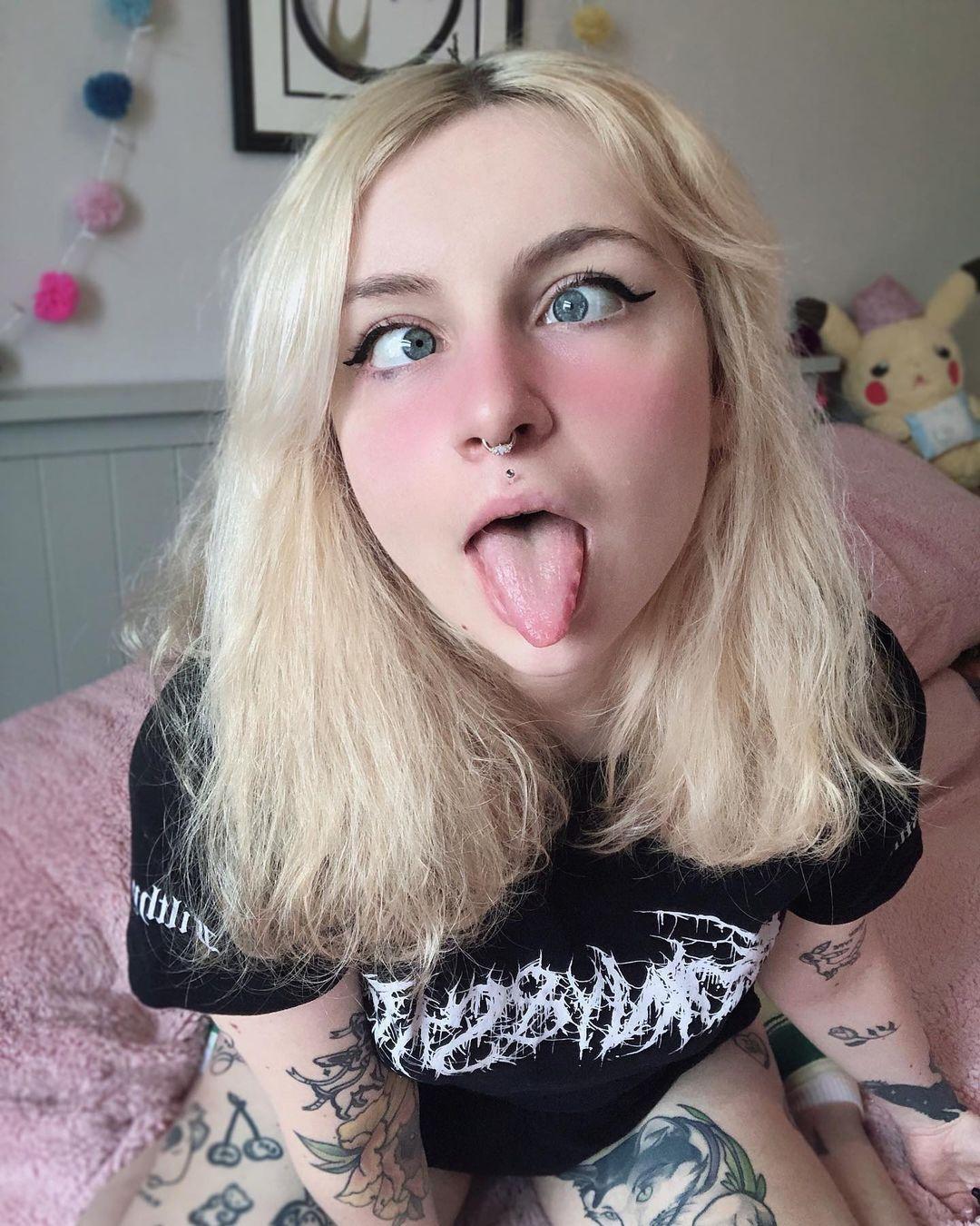 Ahegao face