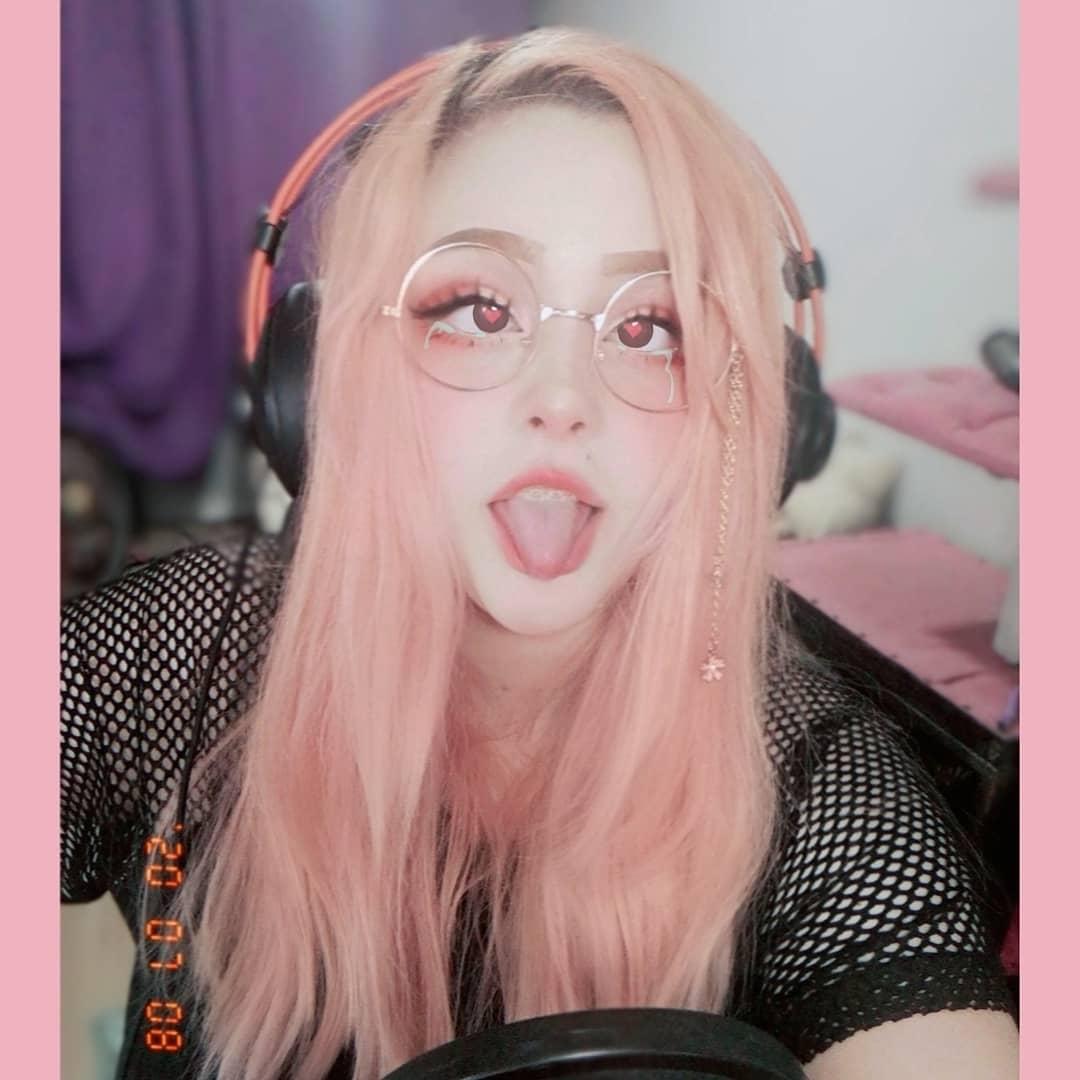 Ahegao face