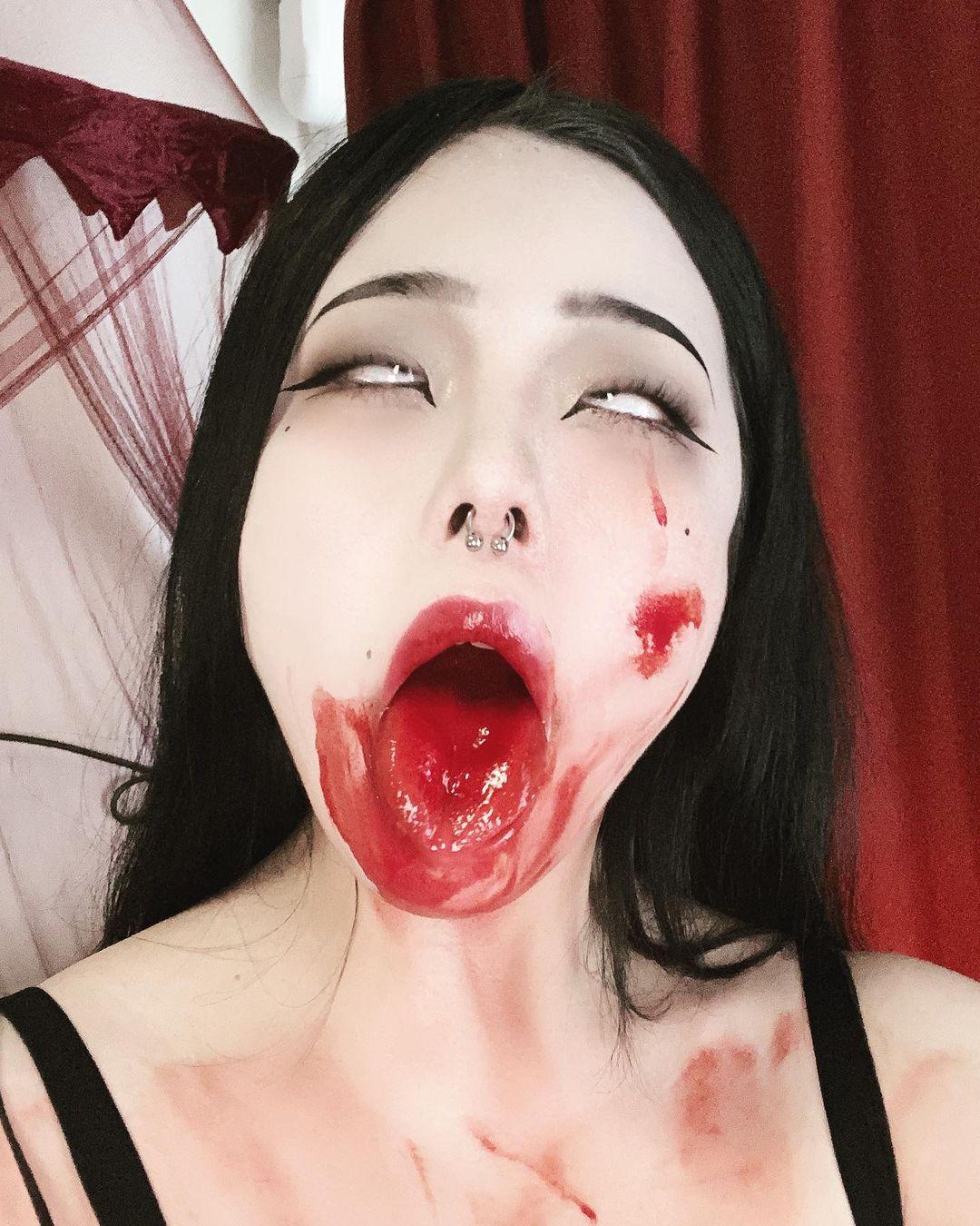 Ahegao face