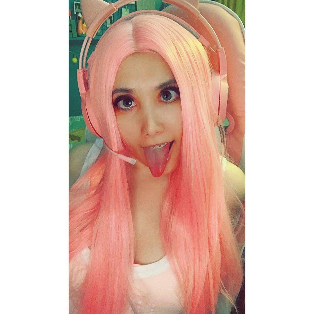 Ahegao face