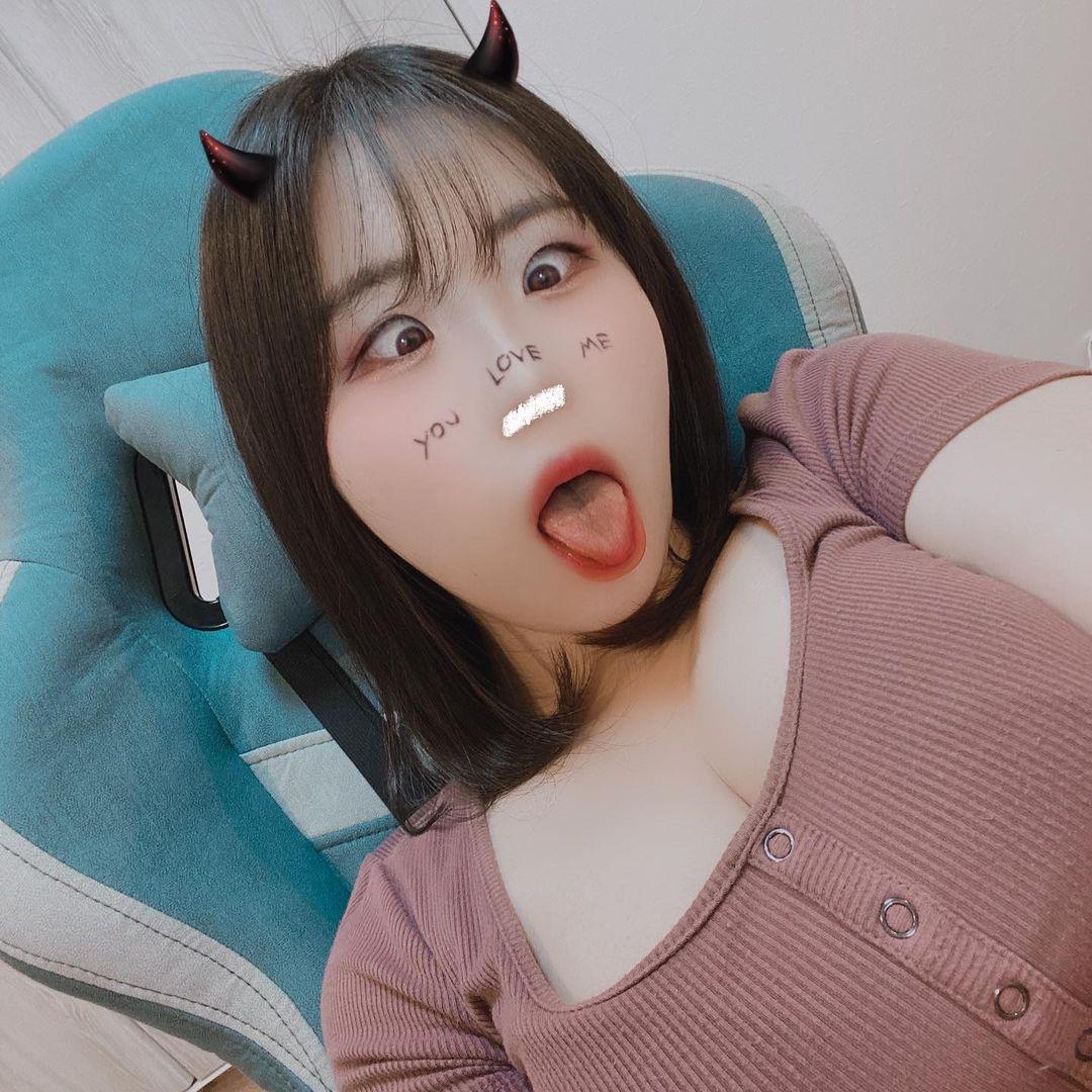 Ahegao face