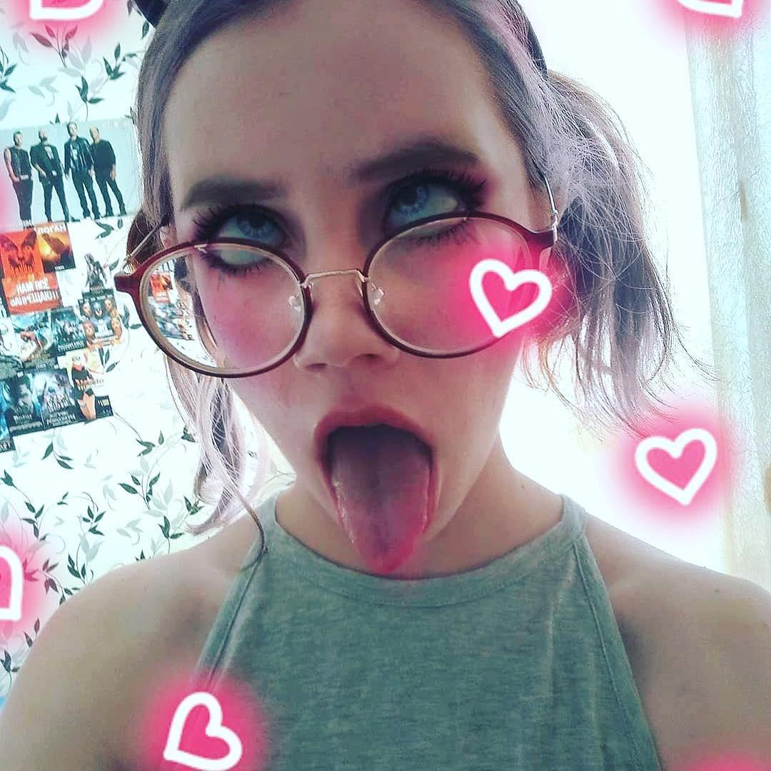 Ahegao face