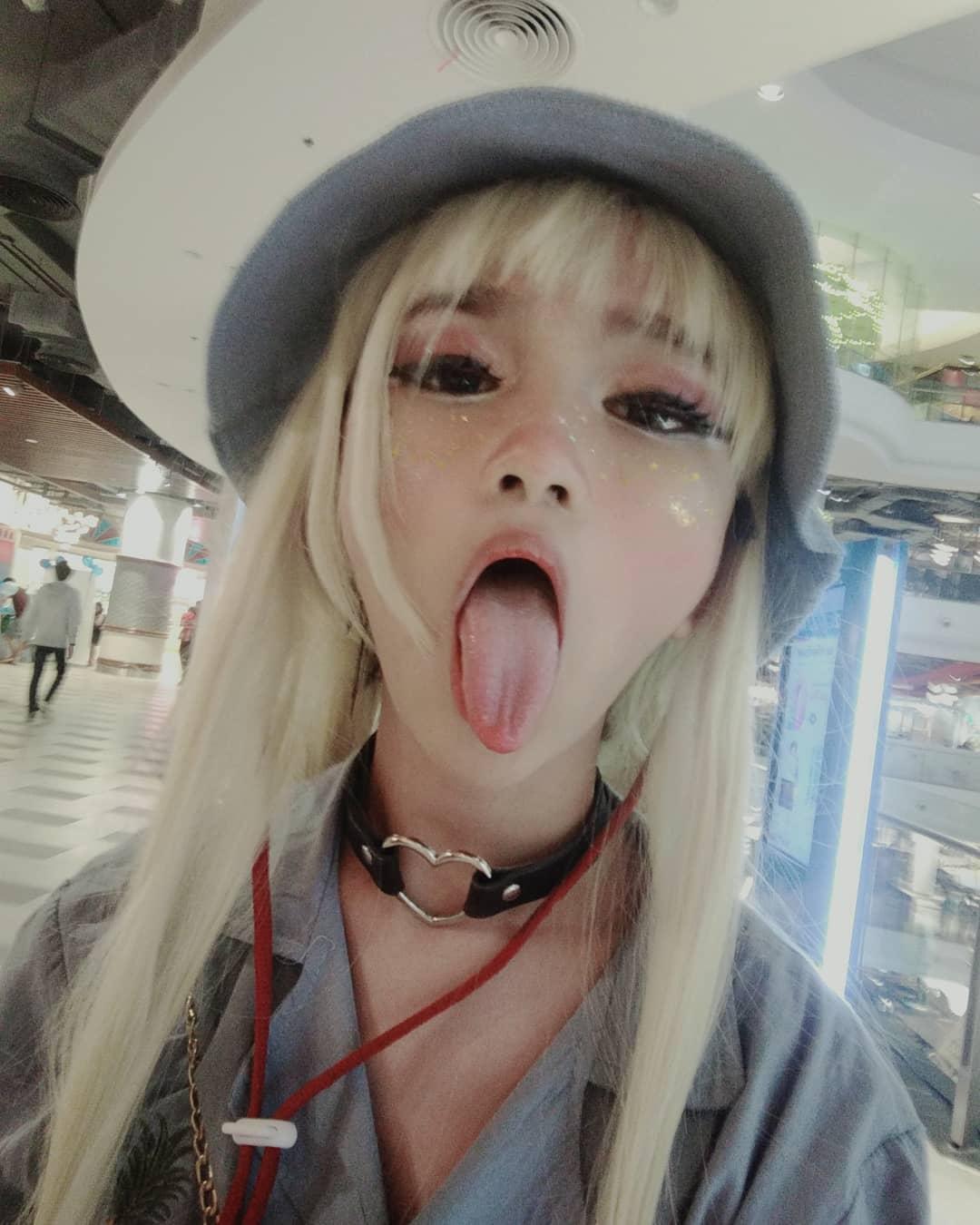 Ahegao face