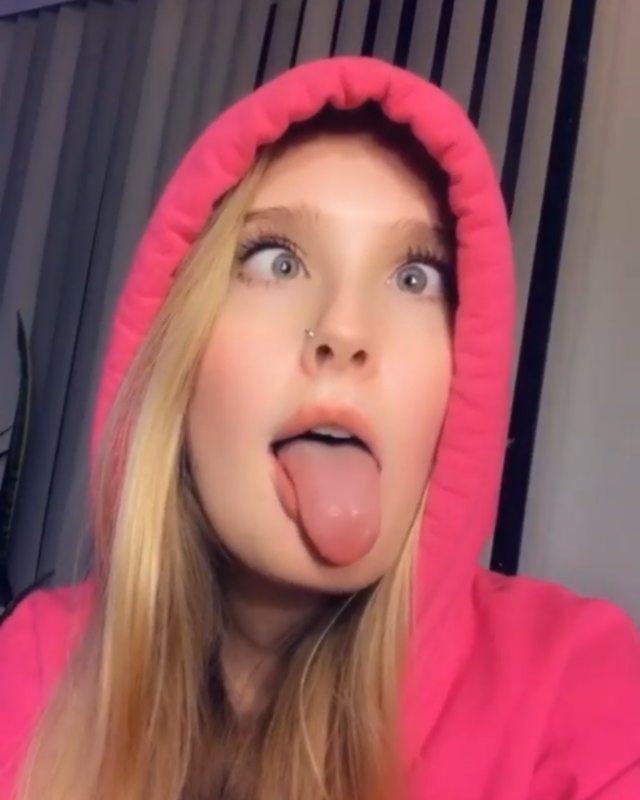 Ahegao face