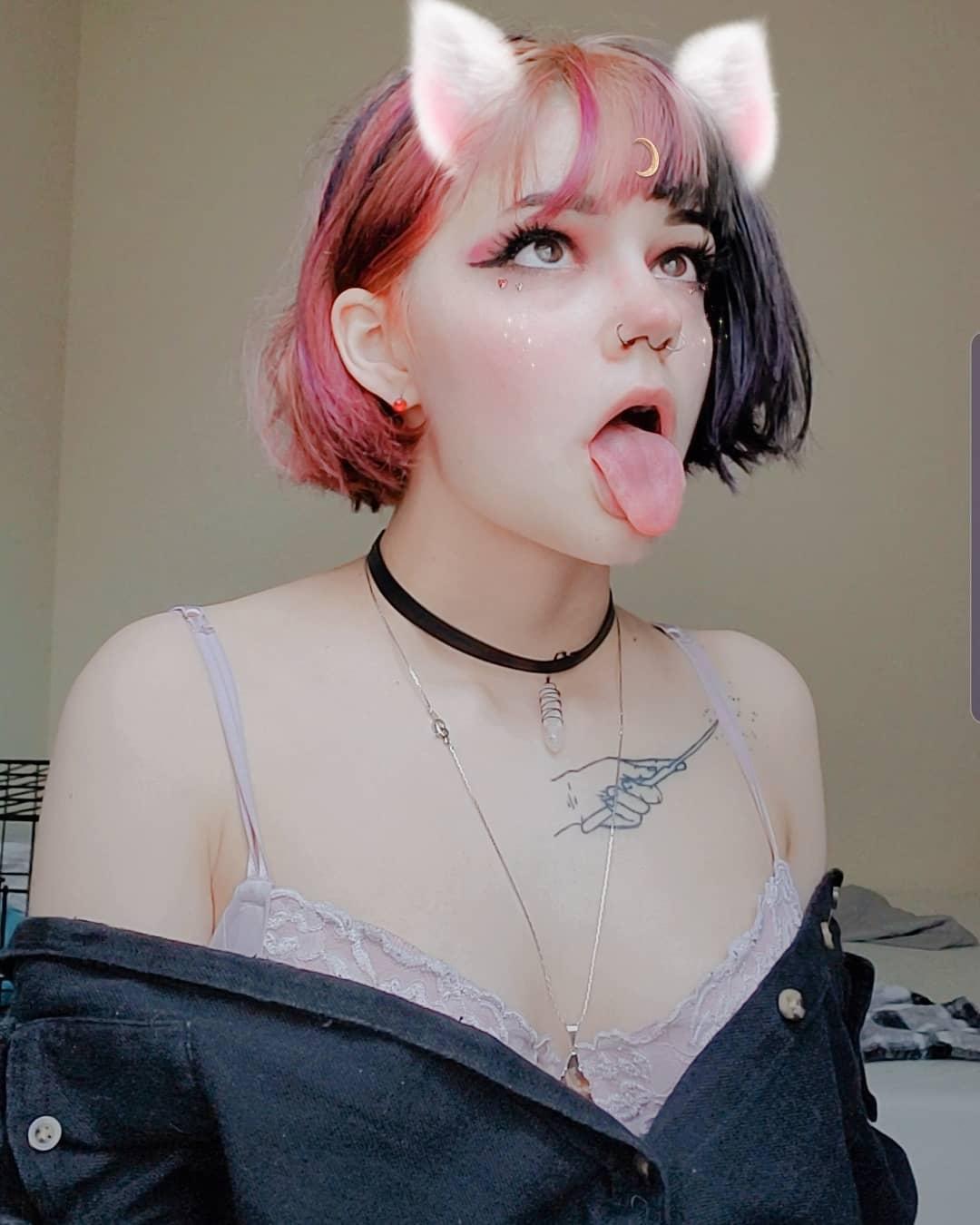 Ahegao face