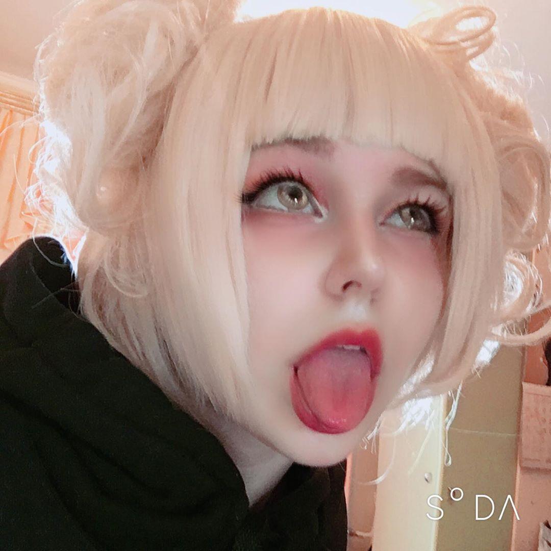 Ahegao face