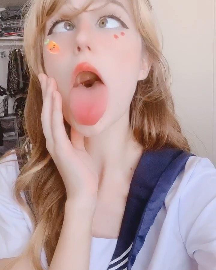 Ahegao face